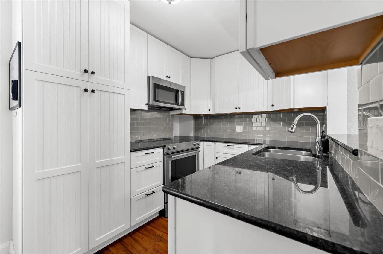 2726 8th Avenue W, Bradenton, FL 34205 Photo