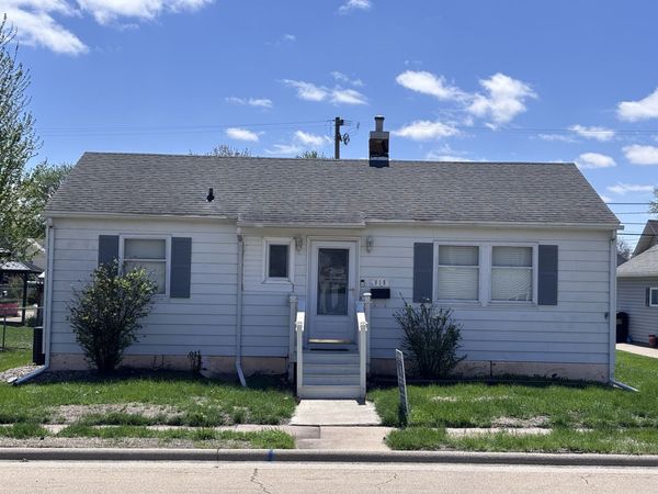 918 14th Avenue, Fulton, IL 61252