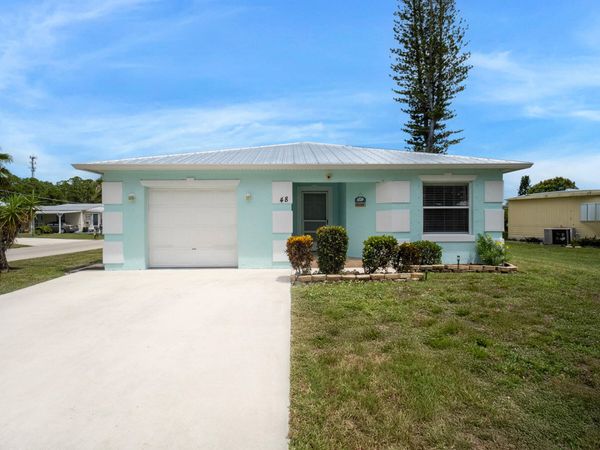 48 Mariposa Lane, Port St. Lucie, FL 34952