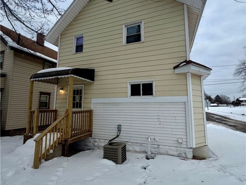 1721 SW Hammond Avenue, Canton, OH 44706 Photo 3