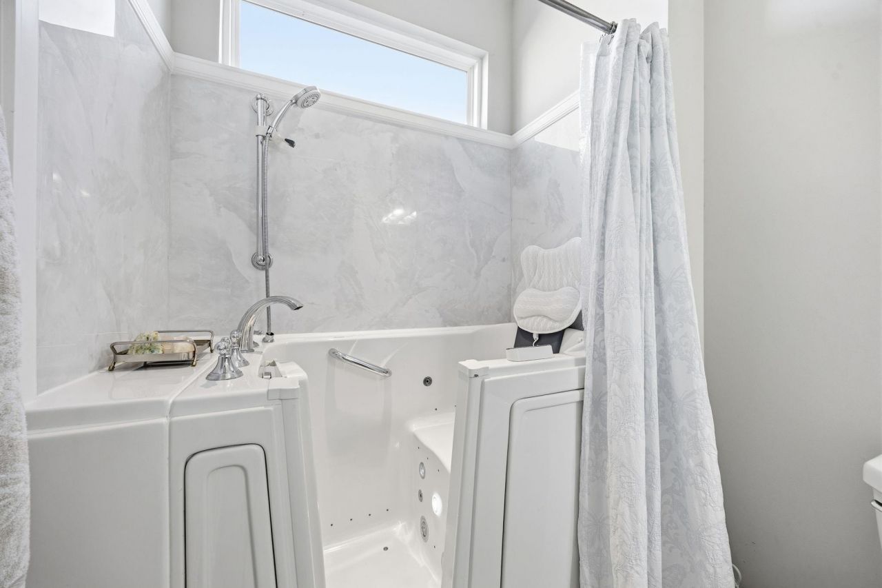 194 Goldenrod Circle Photo 29