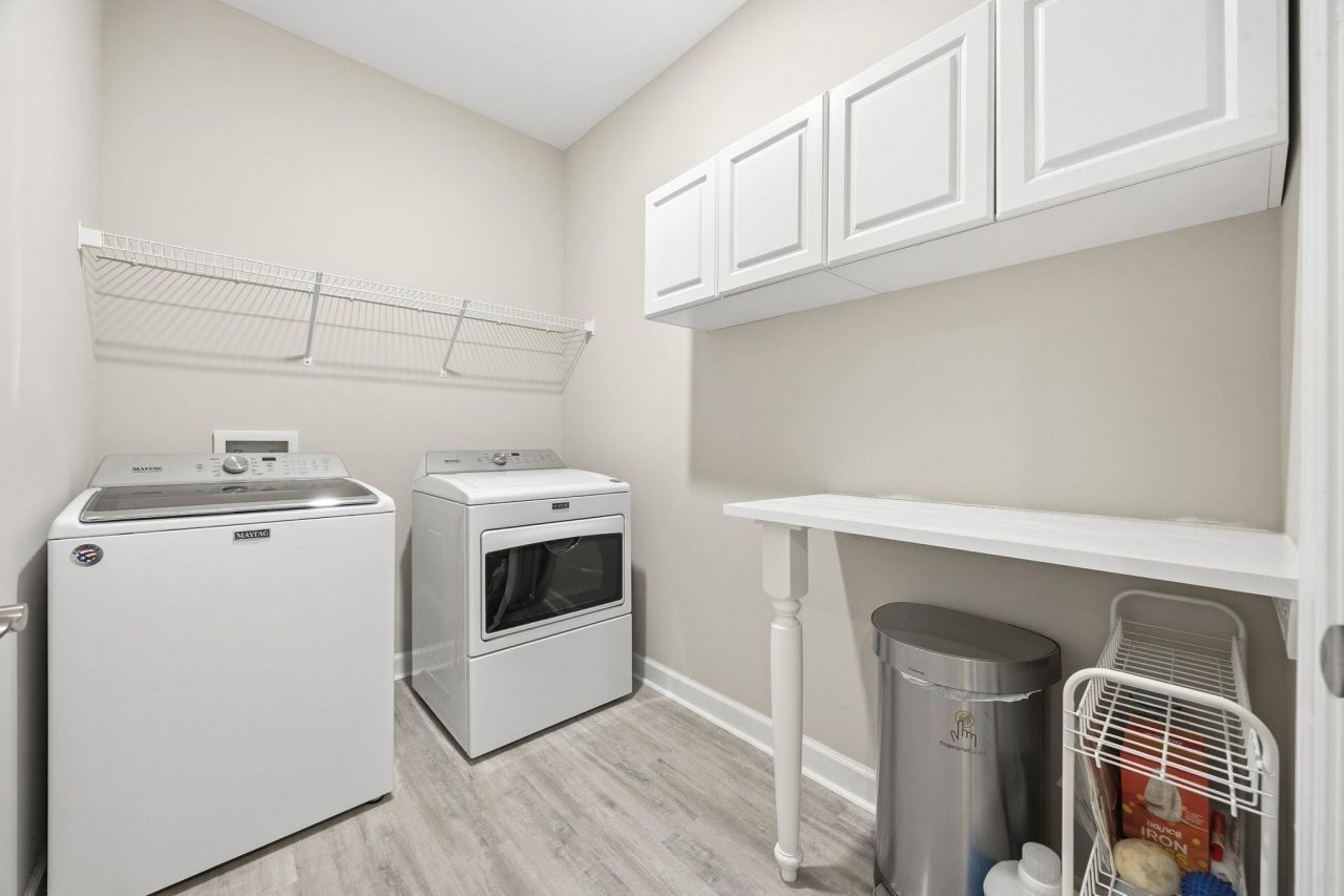 194 Goldenrod Circle Photo 32