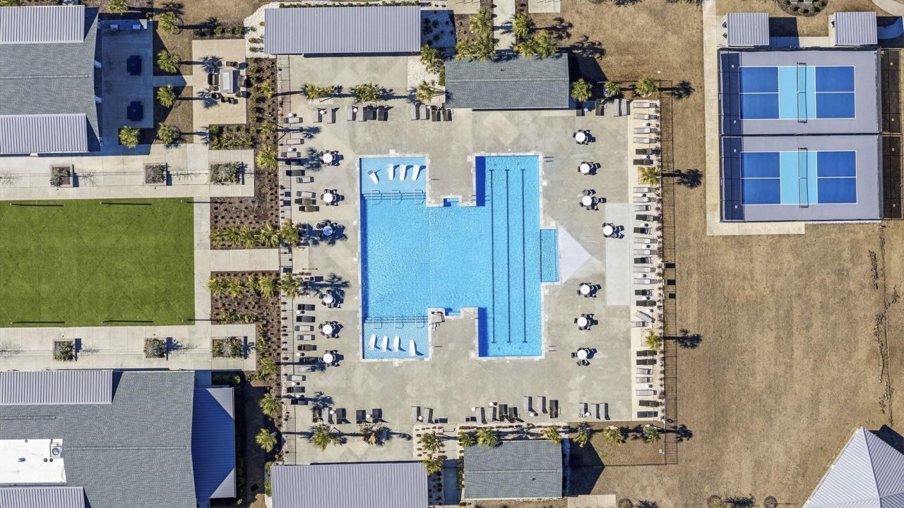 194 Goldenrod Circle Photo 46