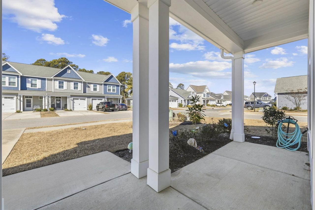 194 Goldenrod Circle Photo 6