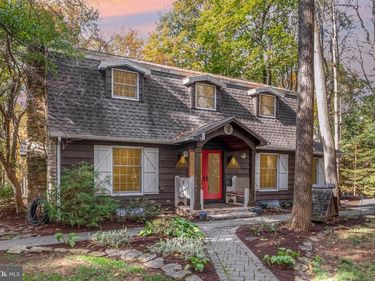 1327 BALTIMORE ROAD, SHIPPENSBURG, PA 17257