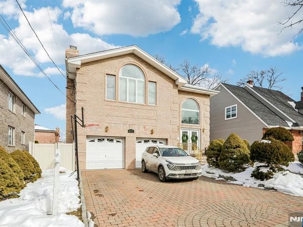 691 Hamilton Avenue B, RIDGEFIELD, NJ 07657