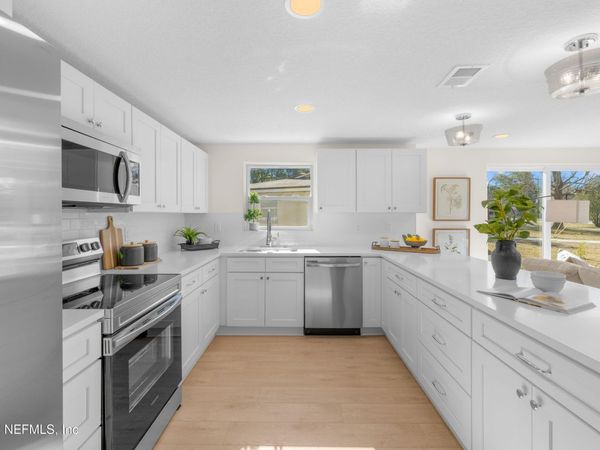 12035 N GOLDENROD Circle N, Jacksonville, FL 32246