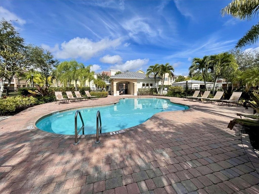 10400 SW Stephanie Way, Unit 5-206, Port Saint Lucie, FL 34987 Photo