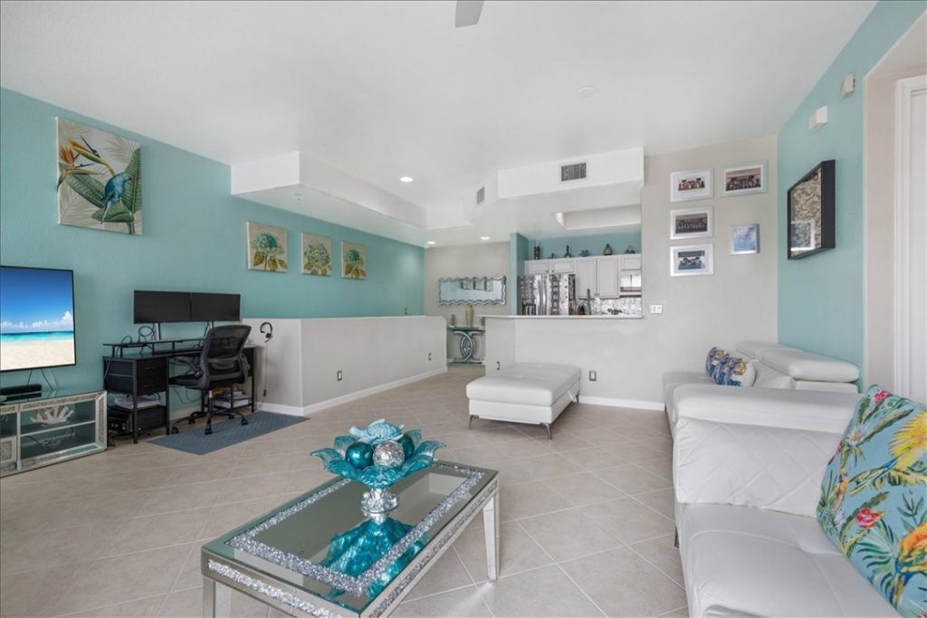 10400 SW Stephanie Way, Unit 5-206, Port Saint Lucie, FL 34987 Photo