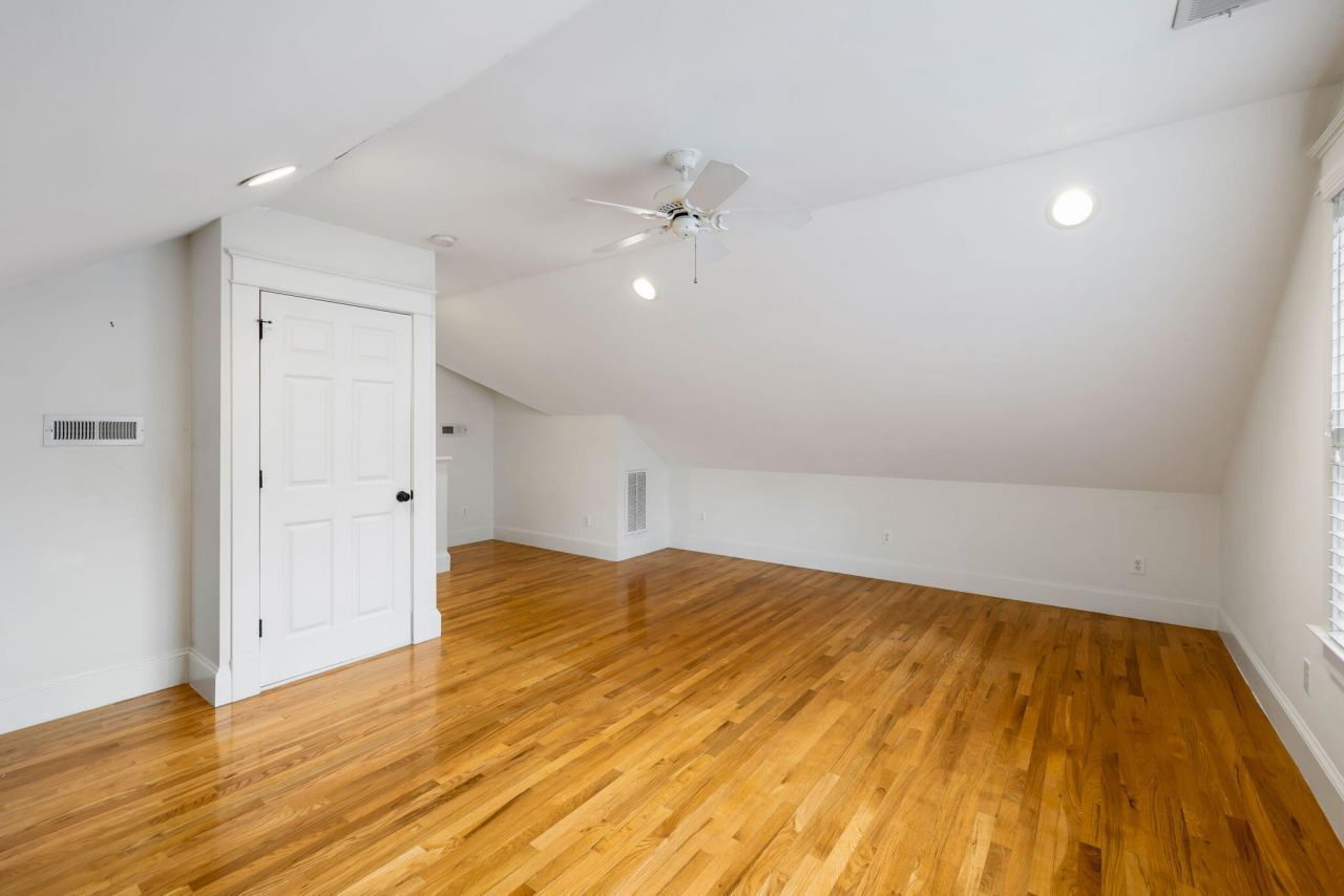 35 Lolandra Avenue Photo 23