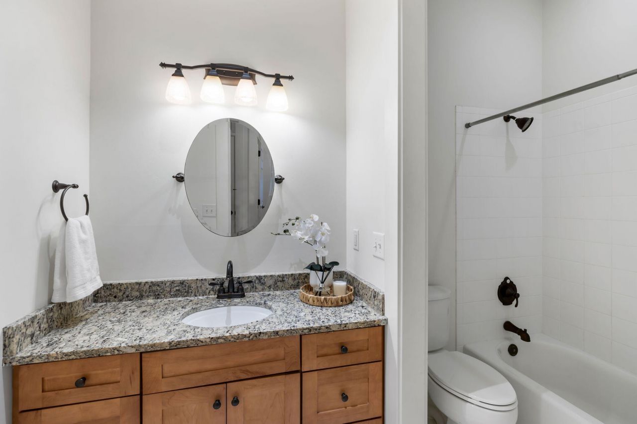 35 Lolandra Avenue Photo 28