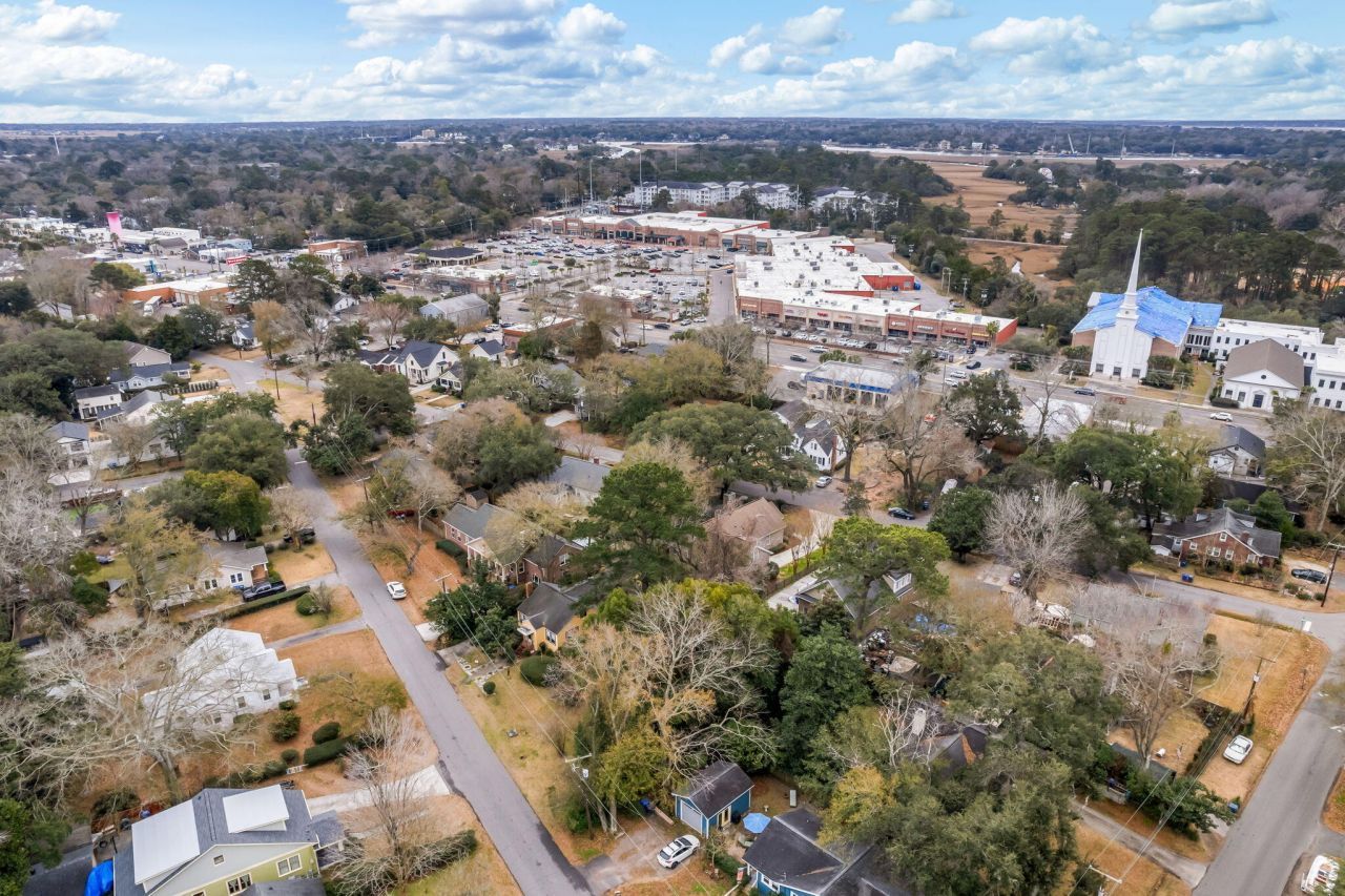 35 Lolandra Avenue Photo 38