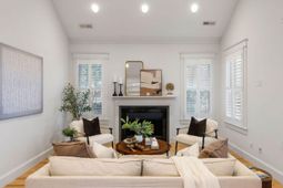 35 Lolandra Avenue photo 4