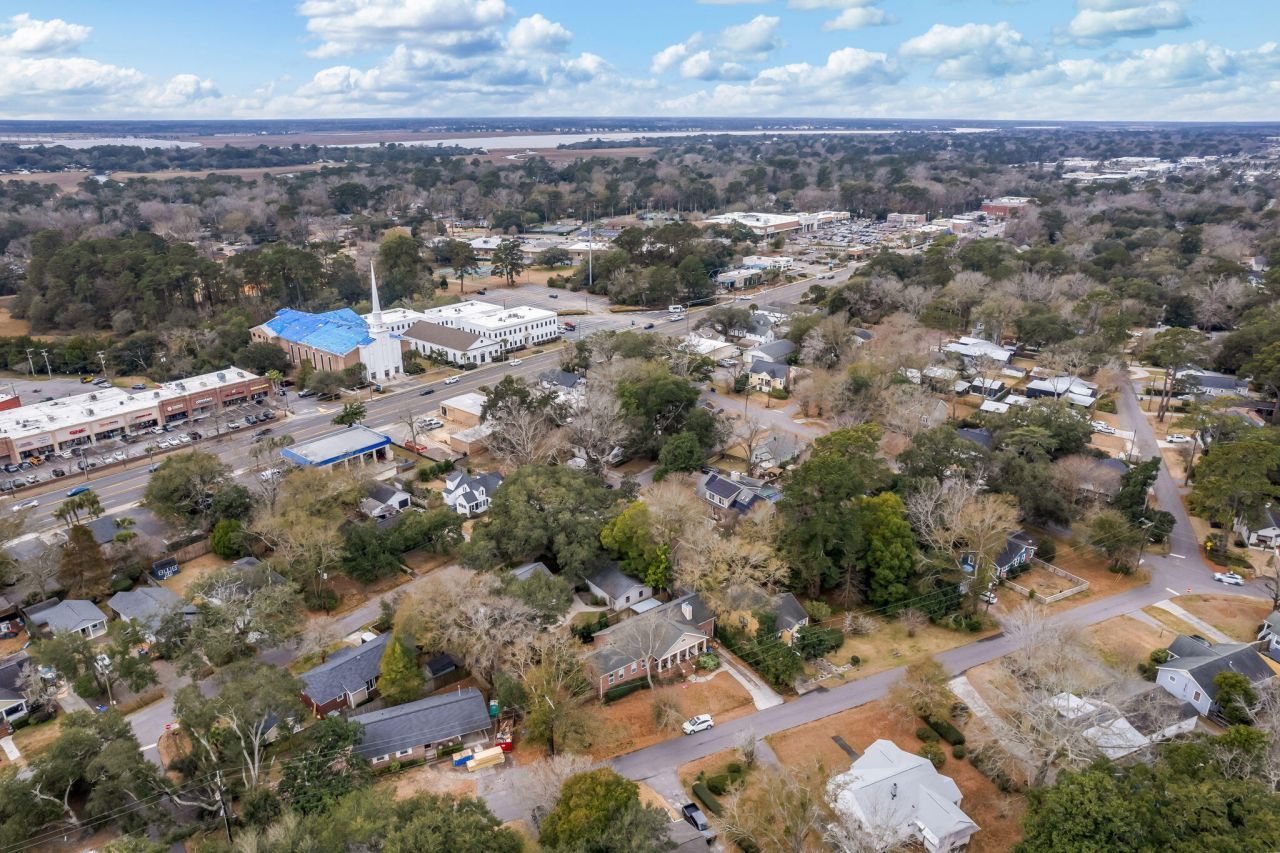 35 Lolandra Avenue Photo 40