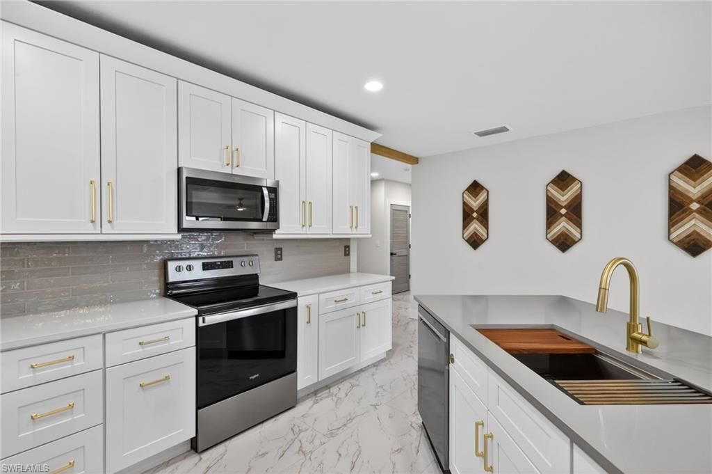 630 SW 11th Pl, Cape Coral, FL 33991 Photo