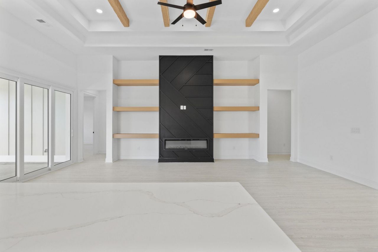 172 Sago Palm Dr. Photo 10