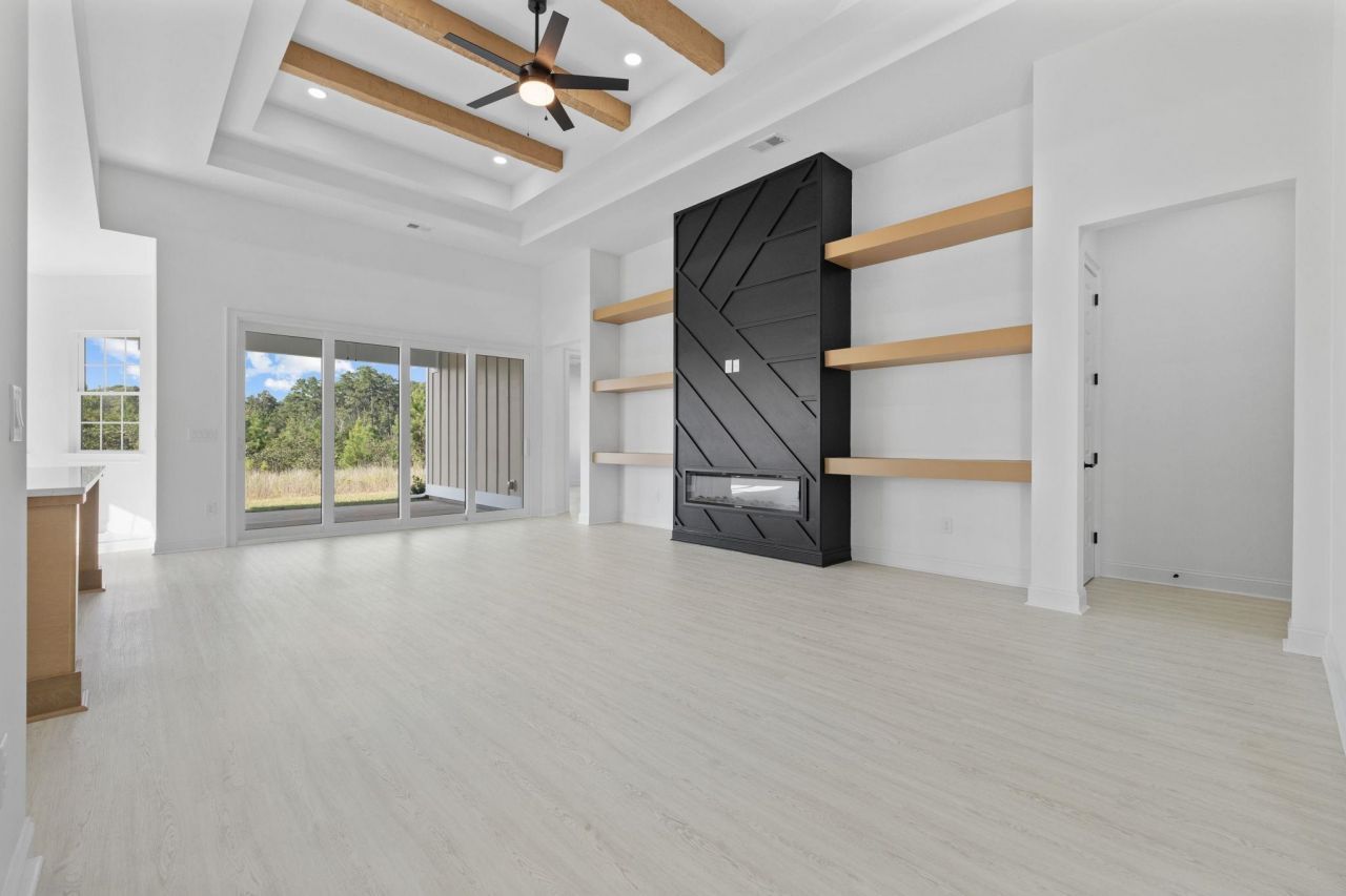 172 Sago Palm Dr. Photo 11