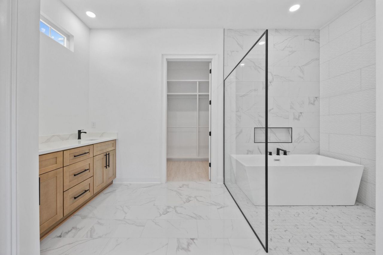 172 Sago Palm Dr. Photo 21