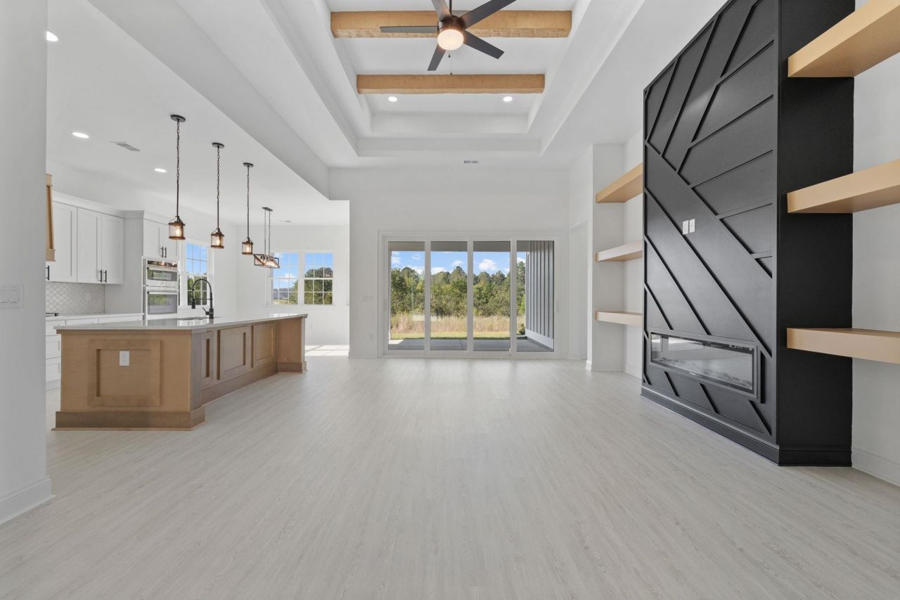 172 Sago Palm Dr. Photo 9