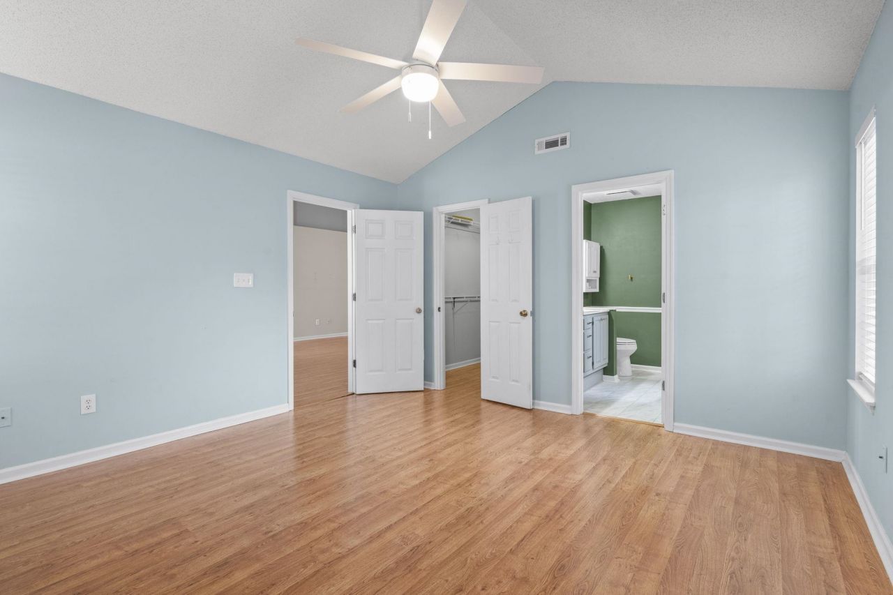 9607 Kings Grant Dr. Photo 16