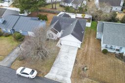 9607 Kings Grant Dr. photo 4