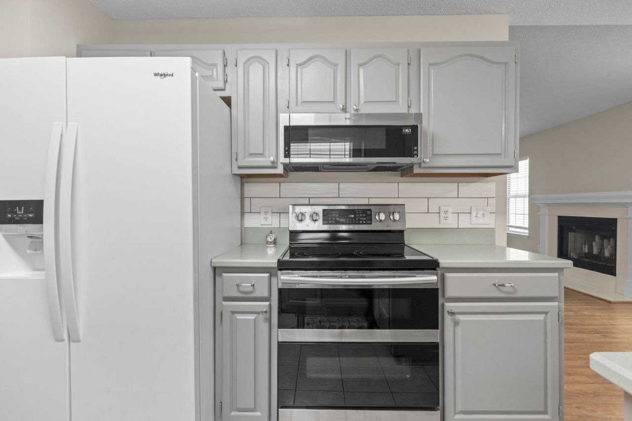 9607 Kings Grant Dr. Photo 34