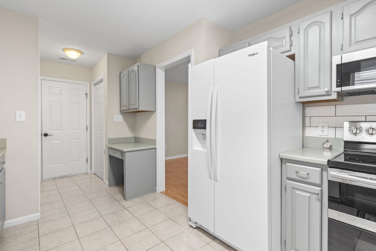 9607 Kings Grant Dr. Photo 35