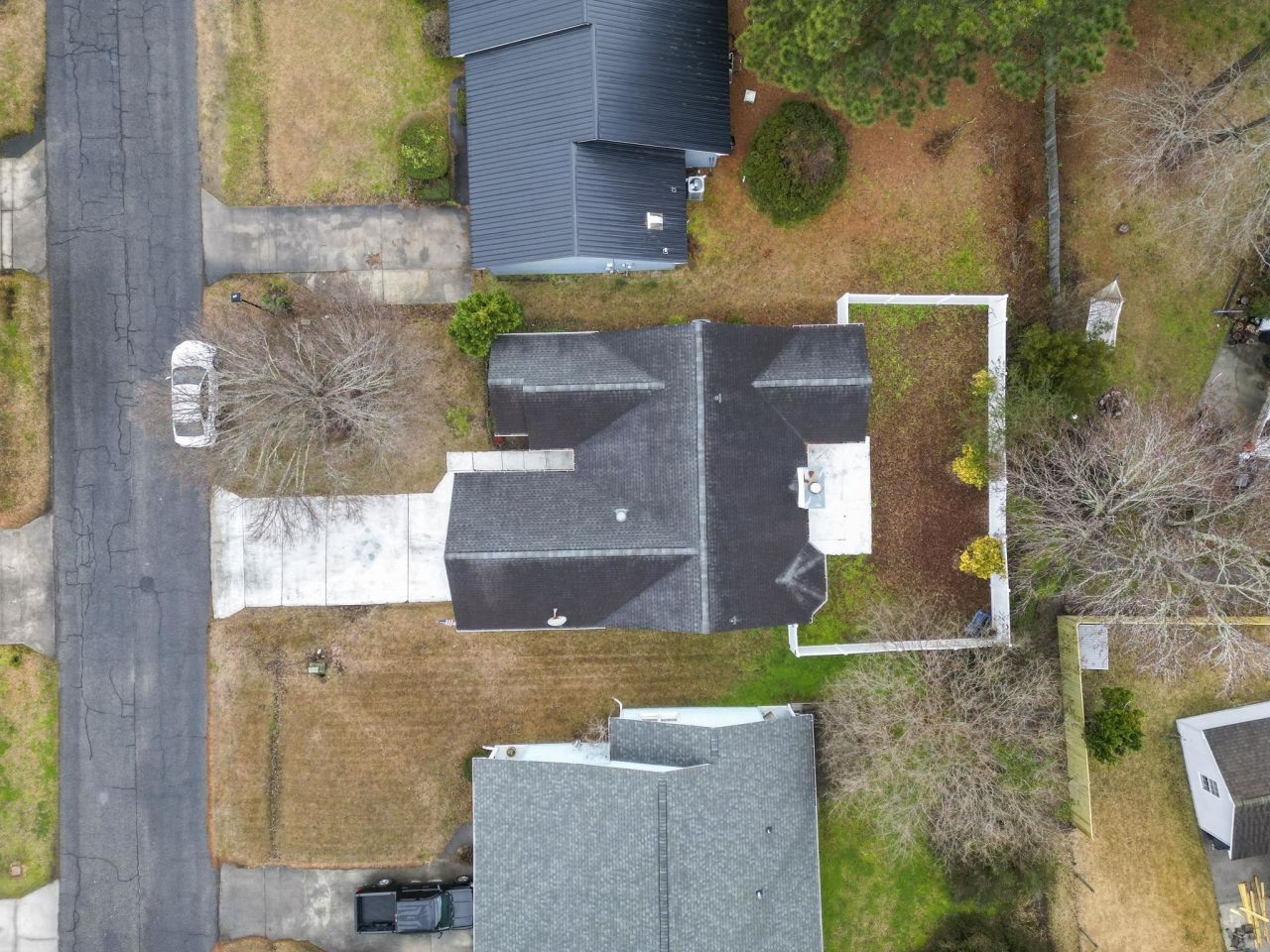 9607 Kings Grant Dr. Photo 5