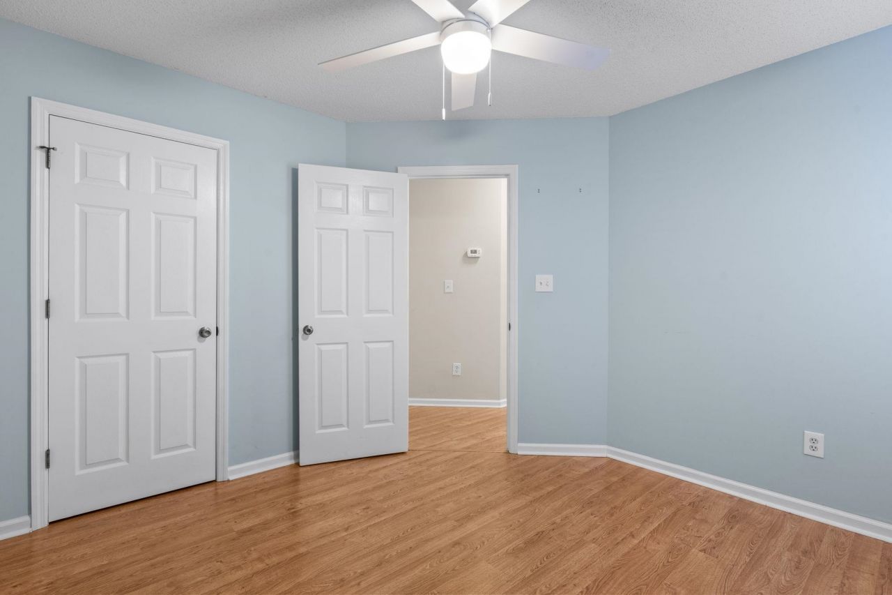 9607 Kings Grant Dr. Photo 9