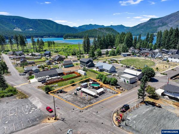 100 Detroit Av S, Detroit, OR 97342