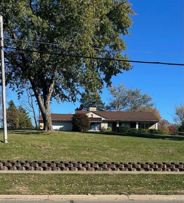 4975 Inkster Road, Bloomfield Hills, MI 48302 Main Photo