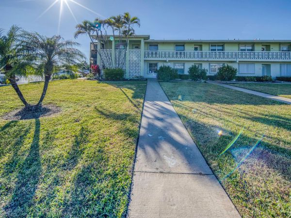 1720 NW 20th Avenue, Unit 201, Delray Beach, FL 33445
