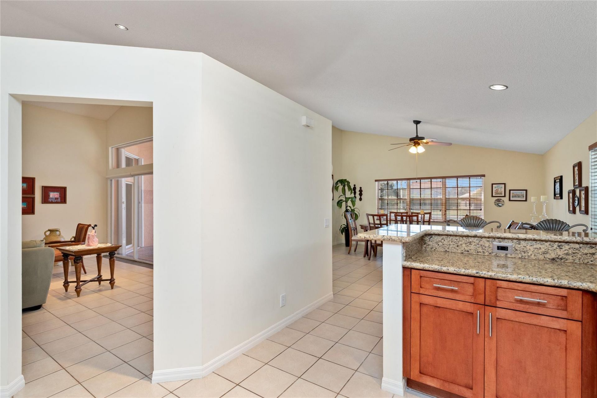 1041 SW Cedar Falls Drive, Weston, FL 33327 Photo