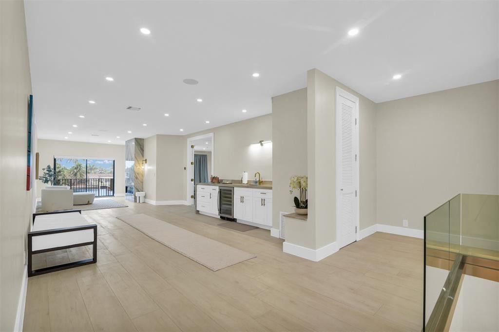 319 S Riverside Drive, Pompano Beach, FL 33062 Photo