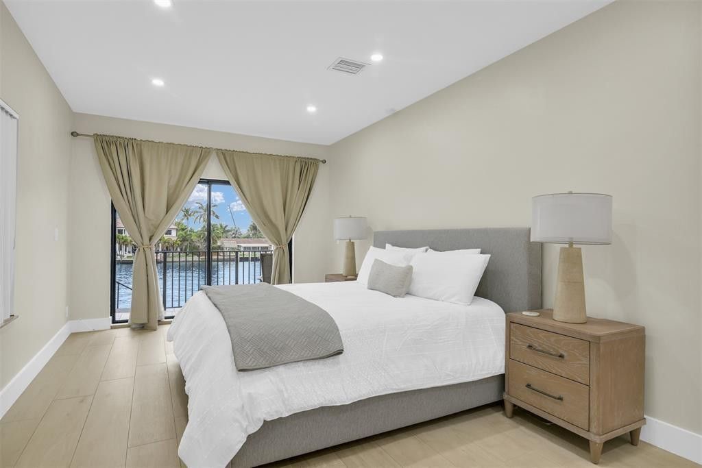 319 S Riverside Drive, Pompano Beach, FL 33062 Photo