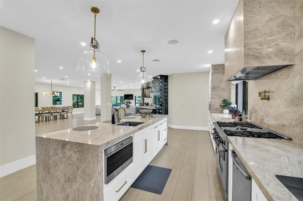 319 S Riverside Drive, Pompano Beach, FL 33062 Photo