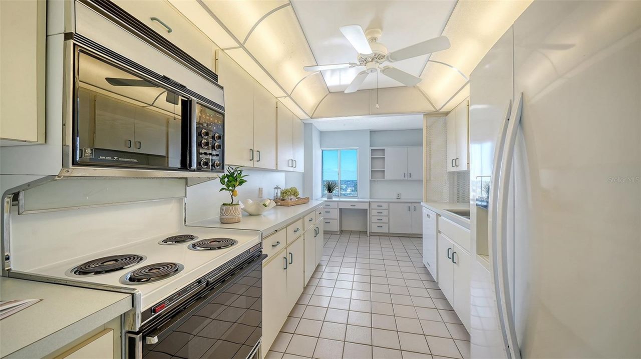 20 Whispering Sands Drive, Unit 1201, Sarasota, FL 34242 Photo