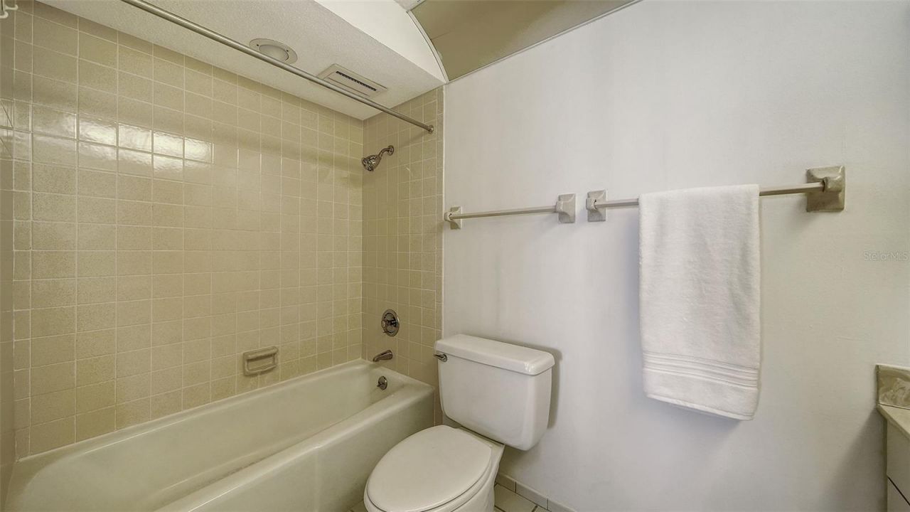 20 Whispering Sands Drive, Unit 1201, Sarasota, FL 34242 Photo