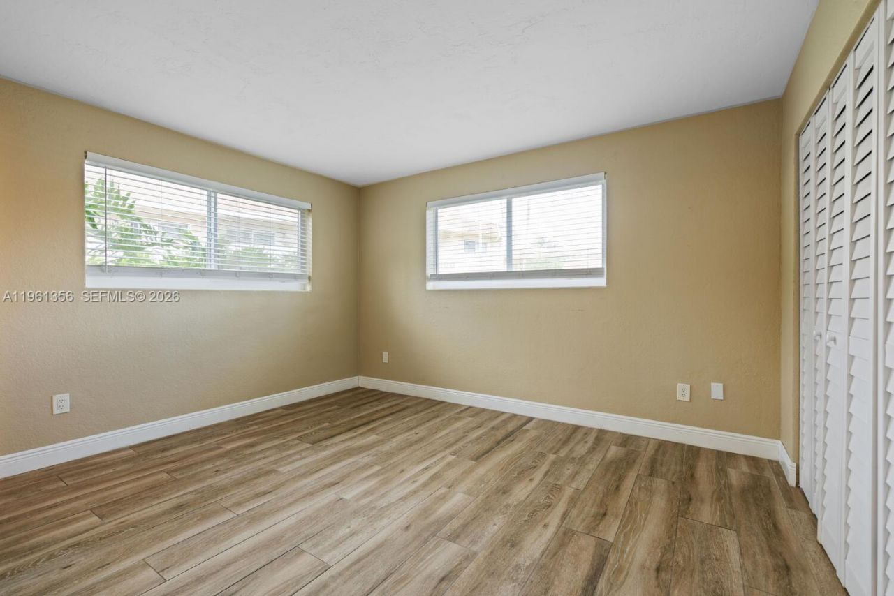 14500 SW 88th Ave, Unit 104, Palmetto Bay, FL 33176 Photo