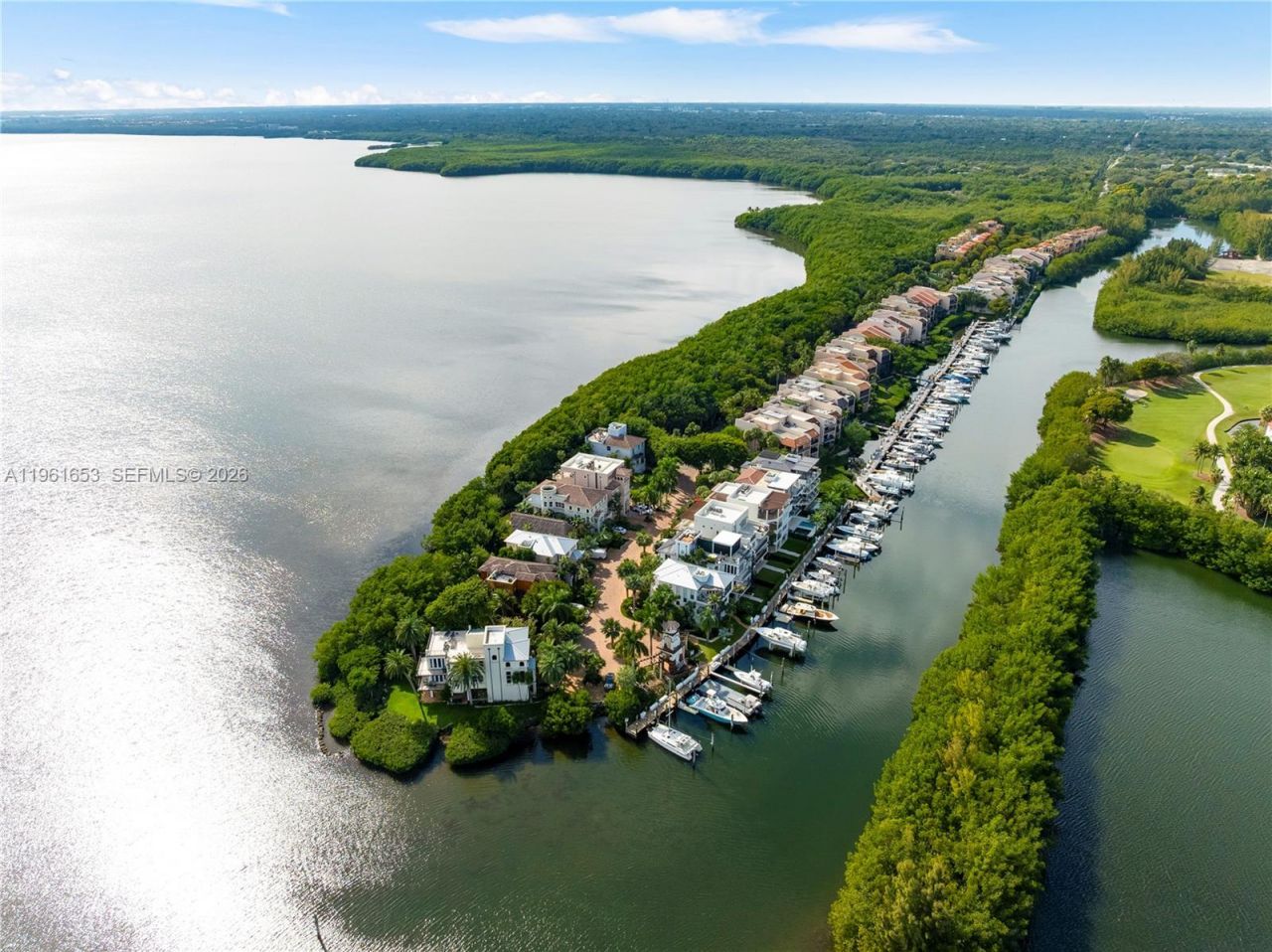 5860 Paradise Point Dr, Palmetto Bay, FL 33157 Photo