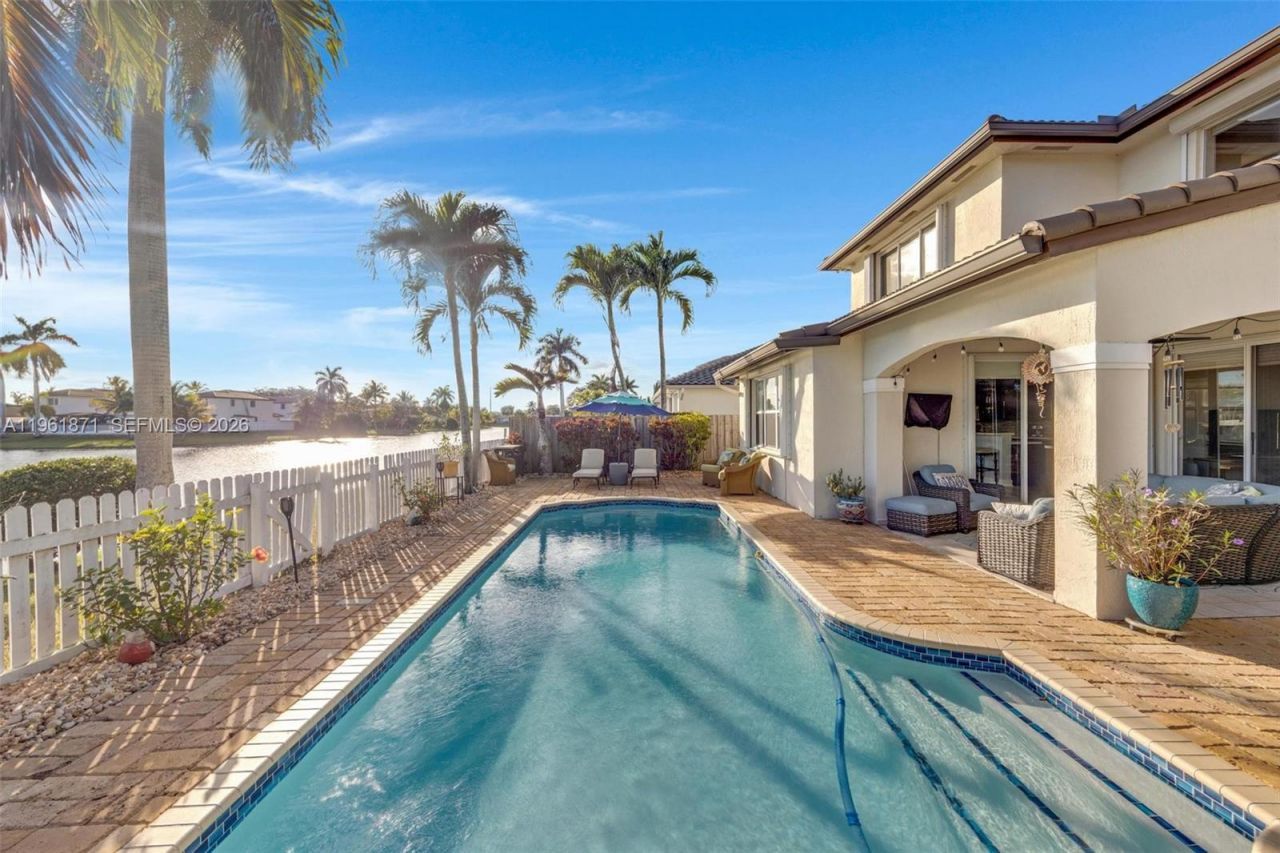 15910 SW 69th Ln , Miami, FL 33193 Photo