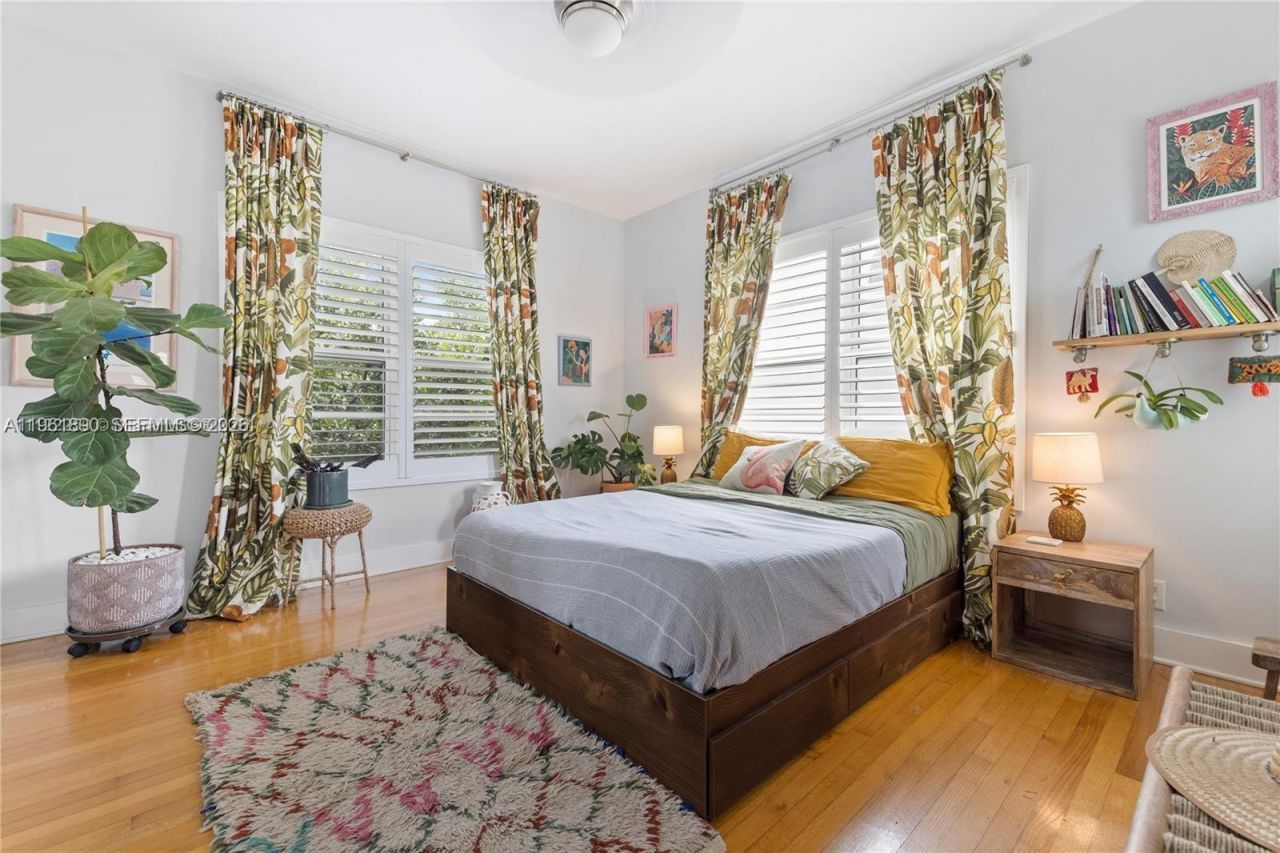 935 10th St , Unit 3, Miami Beach, FL 33139 Photo