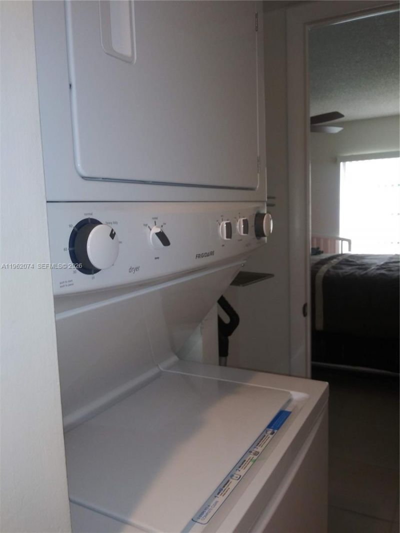 4172 Inverrary Dr, Unit 310, Lauderhill, FL 33319 Photo