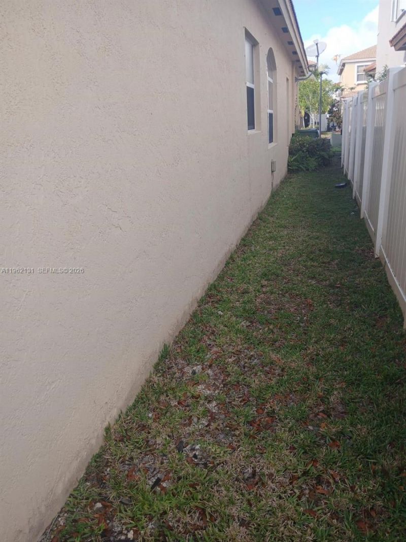 3964 NE 11th Dr, Unit 3964, Homestead, FL 33033 Photo