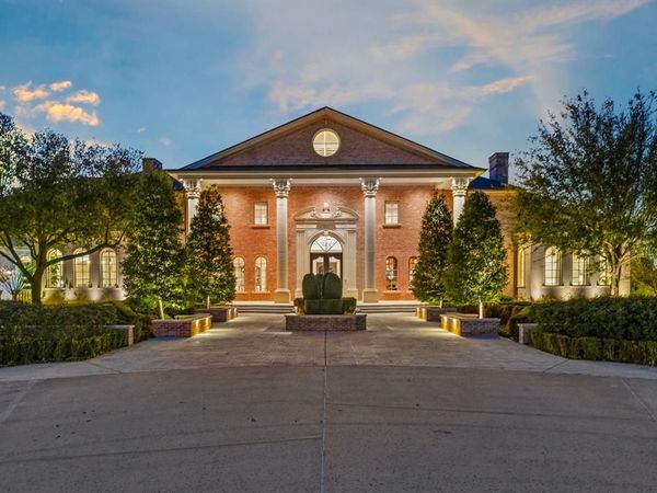 702 S White Chapel Boulevard, Southlake, TX 76092