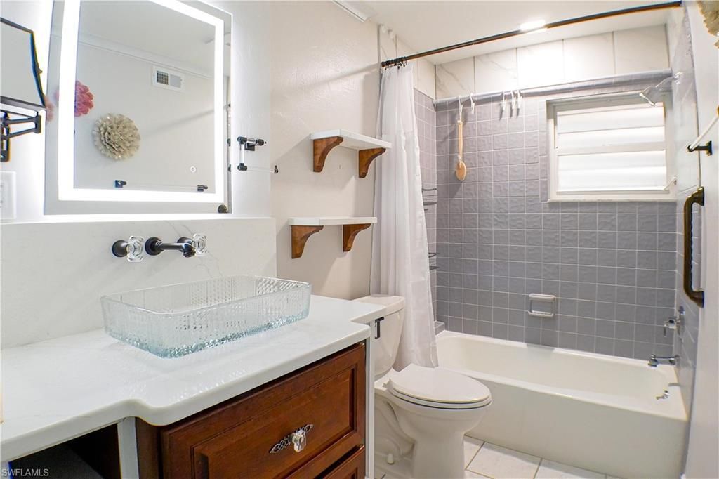 112 Pinebrook Dr, Fort Myers, FL 33907 Photo