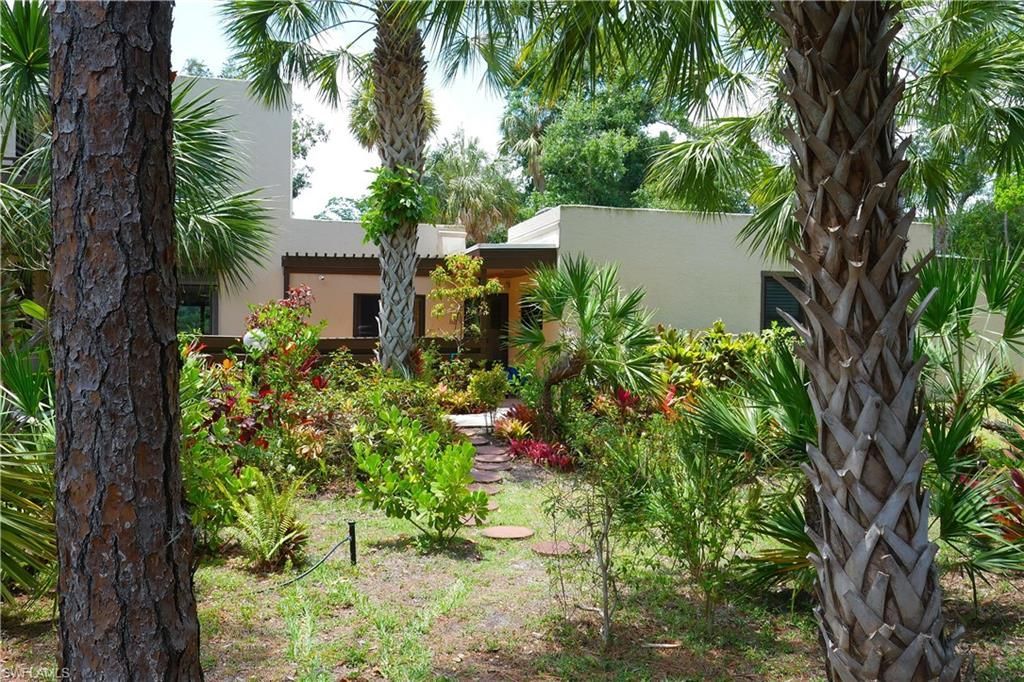 112 Pinebrook Dr, Fort Myers, FL 33907 Photo