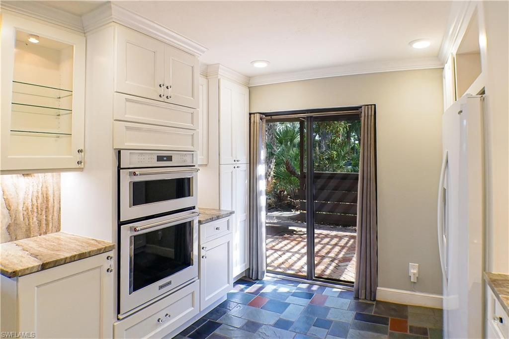 112 Pinebrook Dr, Fort Myers, FL 33907 Photo
