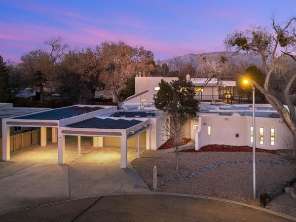 3212 Calle De Estella NW, Albuquerque, NM 87104