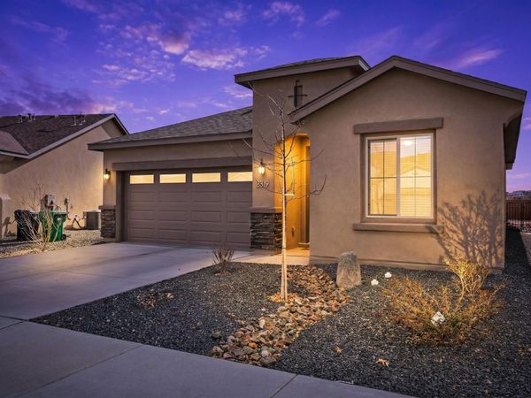 2319 Berkeley Avenue NE, Rio Rancho, NM 87144